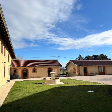 לינה וארוחת בוקר Châtillon-sur-Chalaronne Le Domaine Du Pin מראה חיצוני תמונה